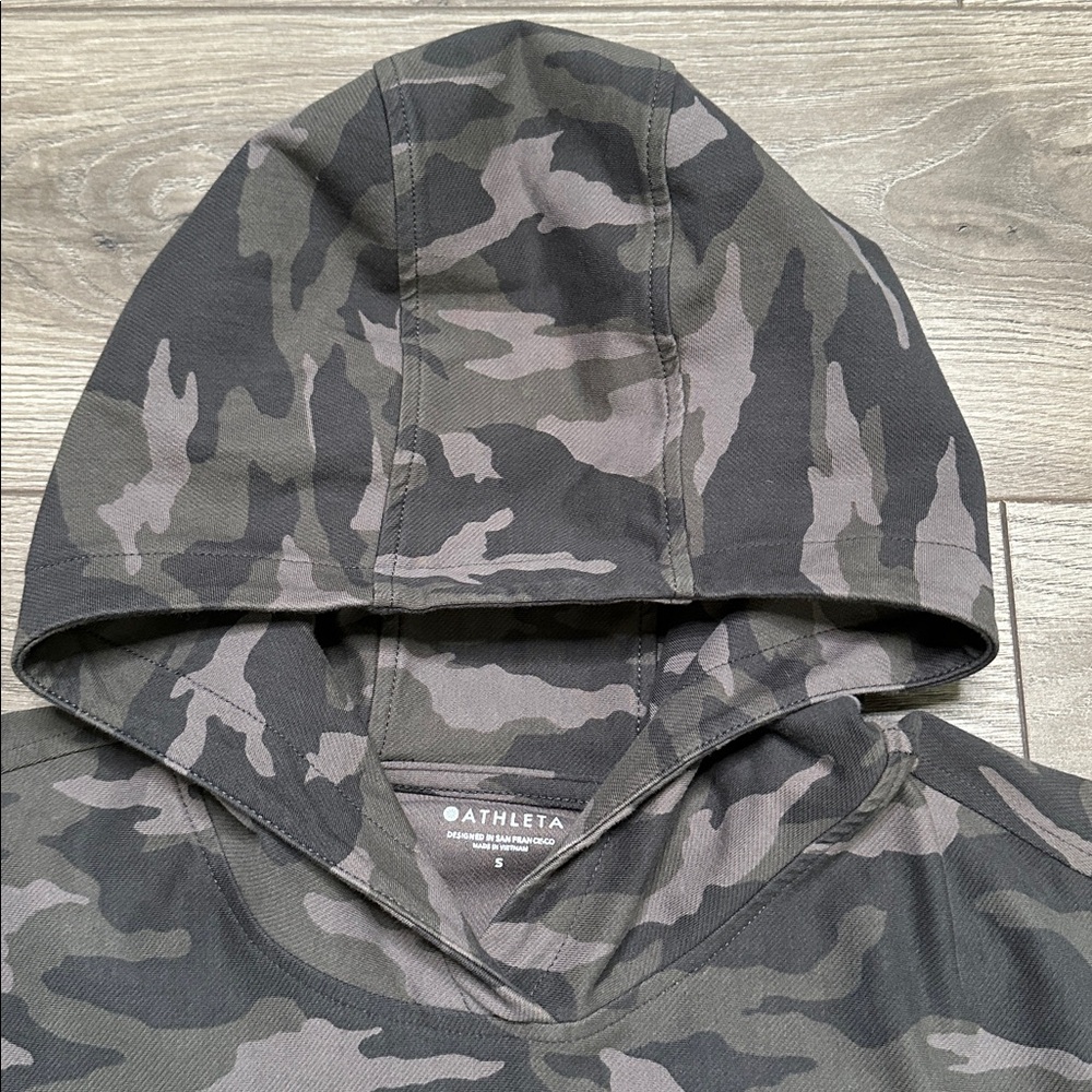 Athleta Farallon‎ Pullover Hoodie Green Camo Size Small/Medium - Picture 9 of 14